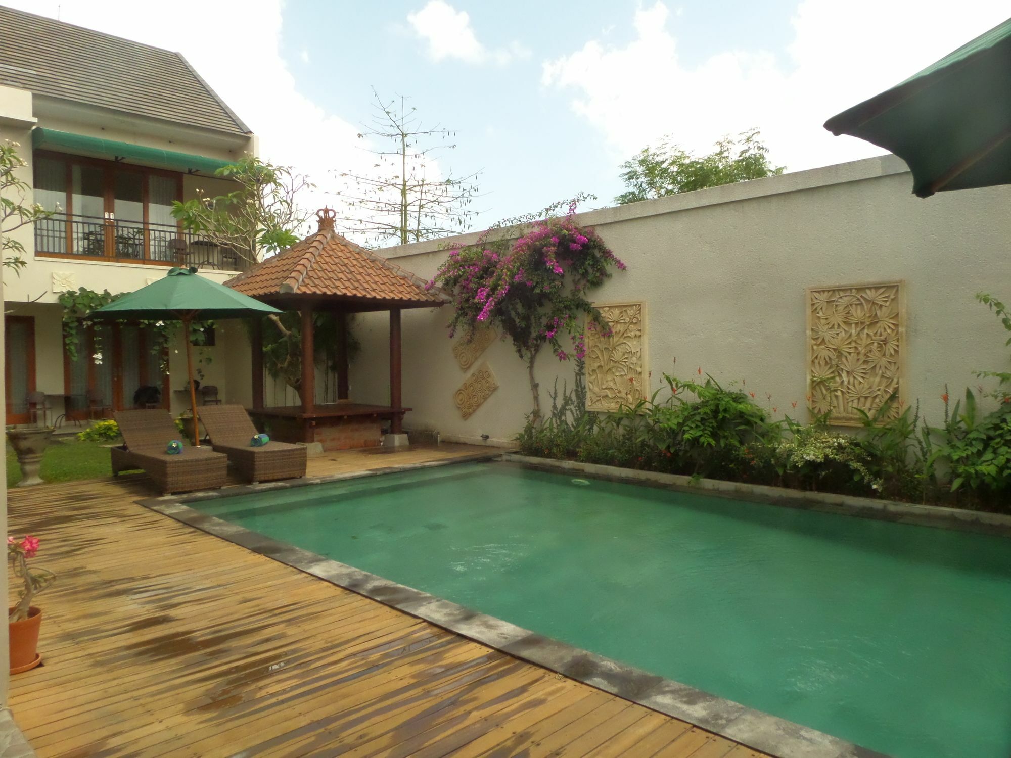 Royal Majesty Villas 庫塔 外观 照片