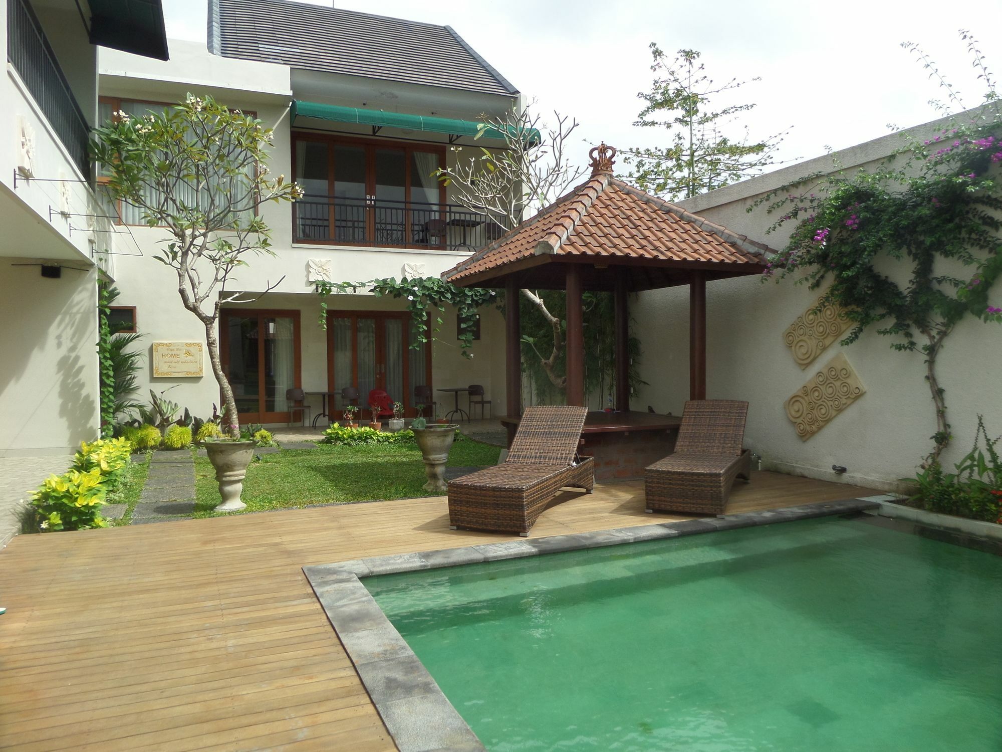 Royal Majesty Villas 庫塔 外观 照片